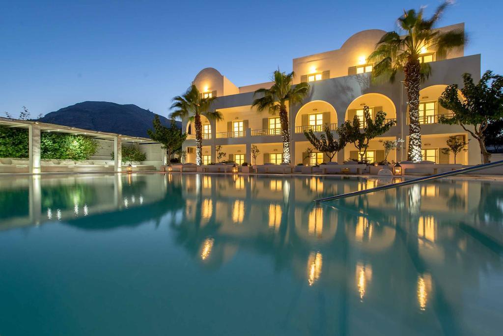 Hotel 28 คามารี ภายนอก รูปภาพ